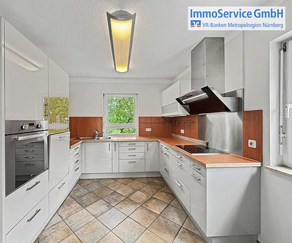 VOLLUNTERKELLERTES REH MIT 4-Zimmer AUF CA. 119m² MIT TERRASSE, GARTEN UND GARAGE