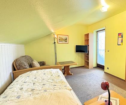 Schönes Zimmer mit Balkon