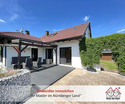 Ihr Haus in Ottensoos! Freistehendes Einfamilienhaus mit Galerie, Kachelofen und toller Terrasse