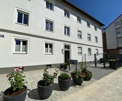 Helle 2-Zi.-Whg, Bad mit Fenster - TOP LAGE in Nbg.-Wöhrd - SEHR RUHIG - Langfristig zu vermieten.