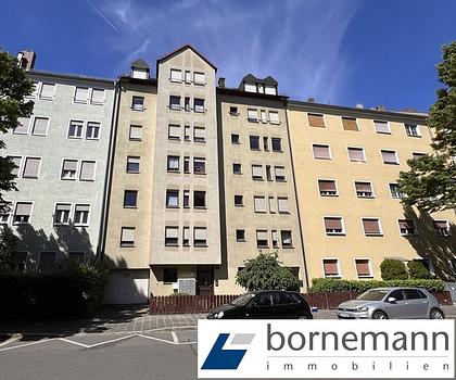 N-Süd, ruhige Seitenstraße! Ganz oben! Vermietete 4-Zi.-Galerie-ETW mit Westbalkon + TG!