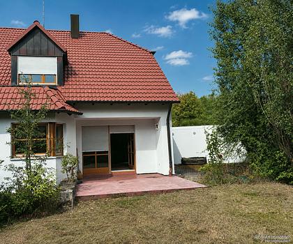 Schöne Doppelhaushälfte mit viel Potential