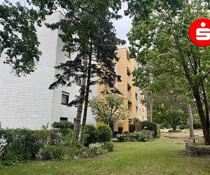 Freie 2,5-Zimmer-Wohnung mit TG-Stellplatz in Röthenbach b. Schw.
