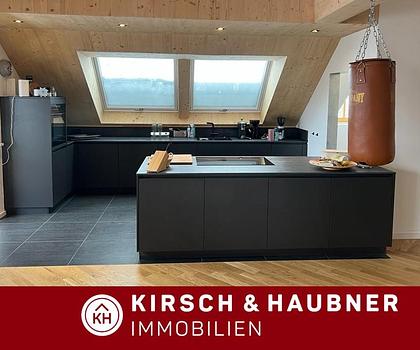 Ambiente Wohnen: Hochwertige 4- Zimmer- Wohnung mit Studio und Galerie!
 Berg - Oberwall