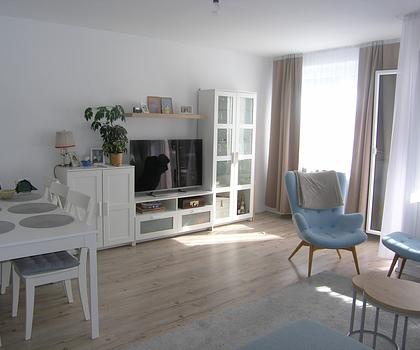 Helle 3-Zimmer-Wohnung mit Balkon -für höchstens 3 Personen-