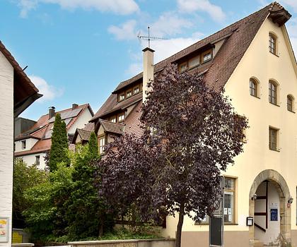 Historisches Ambiente: Gepflegte 3,5-Zimmer-Maisonette im denkmalgeschützten Anwesen von Lauf