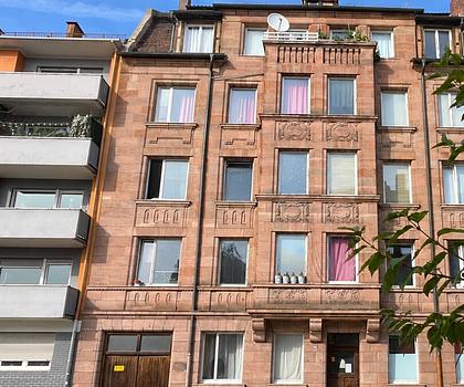 HISTORISCHES MEHRFAMILIENHAUS IN NÜRNBERG-GOSTENHOF mit erheblichen Miet- und Entwicklungspotenzial