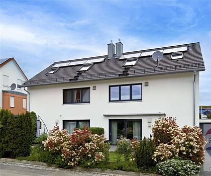 Exklusive DHH mit Einzelhauscharakter