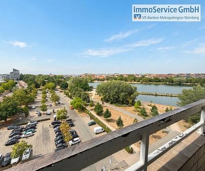 Zwei zusammengelegte 1-Zimmer-Eigentumswohnungen mit zwei Loggien, Burg- und Seeblick in Nürnberg