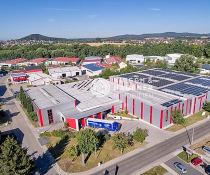 Modernes Logistik-Zentrum!
Effizient. Ganzheitlich. Wertschöpfend.
Stadt Neumarkt - im Zentrum von Bayern