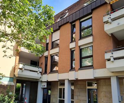 Laden / Büro / Praxis mit KFZ- Stellplatz in der Tiefgarage