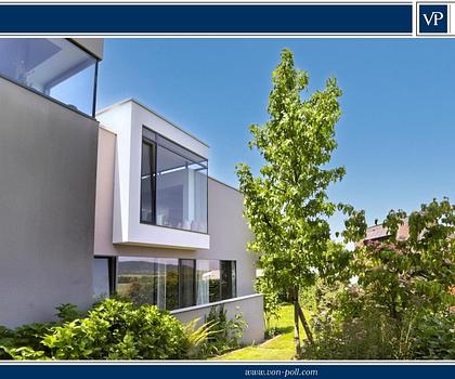 Architektenbungalow,  hell, großzügig + luxuriös ausgestattet,  Pool, Garage, fantastischer Garten