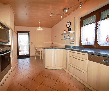 Raumwunder in Ortsrandlage von Scheßlitz - Zweifamilienhaus zum sofortigen Bezug