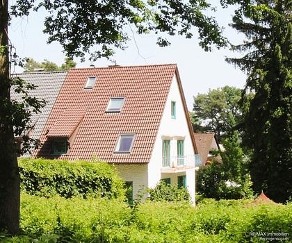 Stilvolle Doppelhaushälfte am Rande des Naturschutzgebiets in Nürnberg-Holzheim