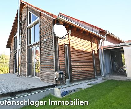 Ihr individuelles Zuhause! Architekten-Wohnhaus mit Carport in Berg-Meilenhofen