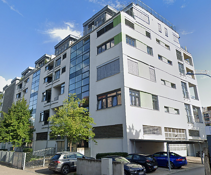 Exklusive 2-Zimmerwohnung mit Loggia in Fürth