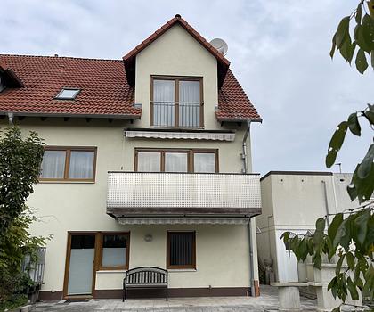 Großzügige Doppelhaushälfte in bester Lage