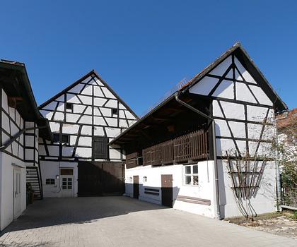 Typisch fränkisch! Wohn- und Geschäftshaus mit Scheune in Strullendorf-Amlingstadt