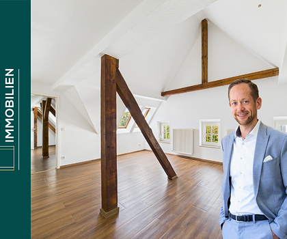 Altbaucharme trifft Großzügigkeit - 4,5-Zimmer-Wohnung im Herzen von Fürth