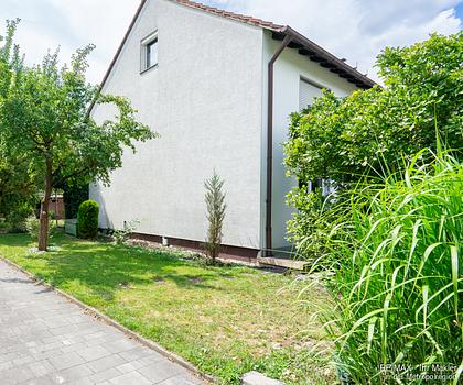 Ihr Familienidyll in Fürth – Doppelhaushälfte mit Platz und Potenzial