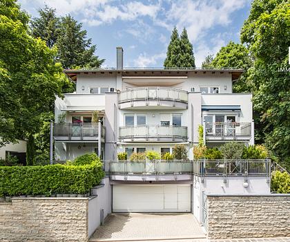 Wohntraum in Top-Lage Erlenstegen: 5-Zimmer Maisonette-Whg. mit Aufzug, Terrasse und Balkon