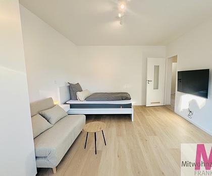 Perfekt für eine WG Stilvolle 2-Zimmer-Wohnung mit identischer Ausstattung in zentraler Lage