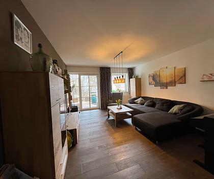 Moderne 3-Zimmer-Wohnung mit Terrasse, Garten und Einzelgarage – Ihr neues Zuhause!