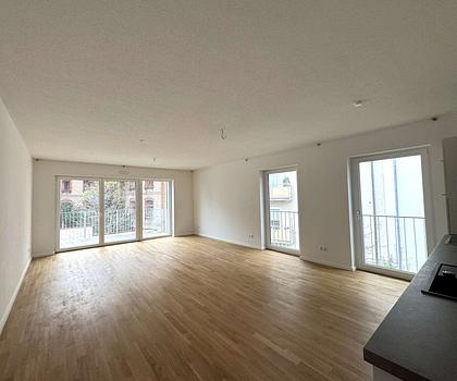 HEGERICH: Moderne 2-Zimmer-Wohnung mit Balkon in Fürth