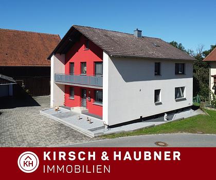 Zweifamilienhaus mit Wirtschaftsgebäude -
Ideal für Großfamilie und Klein-Unternehmer!
Berching - Thann