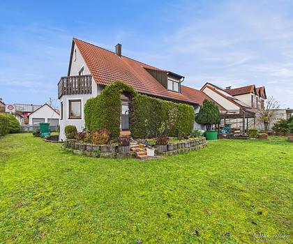 Familienhit: Einfamilienhaus, Doppelgarage, grüne Oase & Terrasse