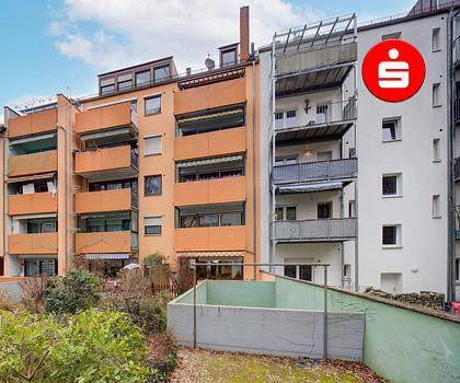 Freie 2-Zimmer-Wohnung mit großer Terrasse und TG-Stellplatz in Schweinau