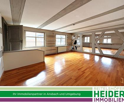 Großzügige Altstadtwohnung mit besonderem Flair