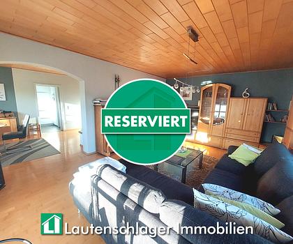 Komfortable 4,5-Zi-Familienwohnung im 1. OG mit Balkon, Gartenanteil + Garage und Kfz-Stellplatz