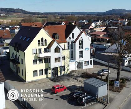 ATTRAKTIVES WOHN-UND GESCHÄFTSHAUS!
Berg - Zentrum