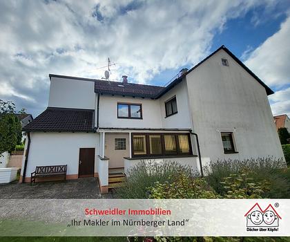 Preiswerte Doppelhaushälfte mit Anbau und Garten – bereit für neue Ideen in Röthenbach a.d.Pegnitz