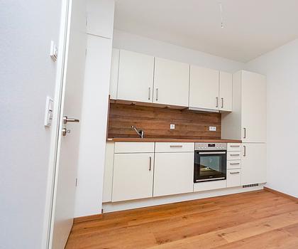 Tolle 2-Zi.-Wohnung| Balkon| EBK | Fußbodenheizung | Aufzug | uvm.