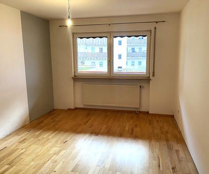 Barrierefrei ...
3- Zimmer- Wohnung mit Süd- Balkon und KFZ- Stellplatz
