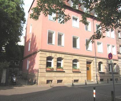 Nürnberg-Gostenhof Nähe U-Bahn - 3-Zimmer-Wohnung - Altbau - VIEL LICHT & RUHE für 1 bis 2 Personen