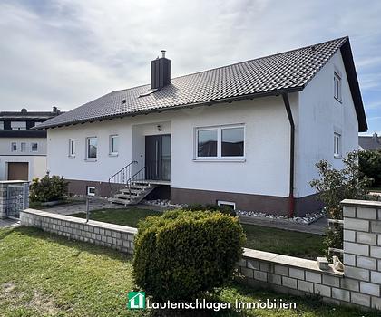 Optimale Anbindung zur BAB 3! Einfamilienhaus mit Garage bei Berg, zwischen Nürnberg und Regensburg