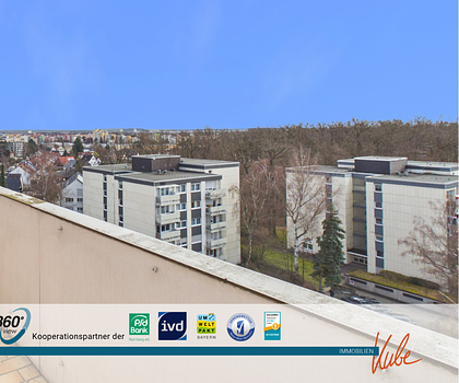 IMMO KUBE! 4 Zi.-ETW mit Weitblick, Süd-& Westbalkon, Aufzug und 2 TG-Stellplätzen in Nbg.-Großreuth