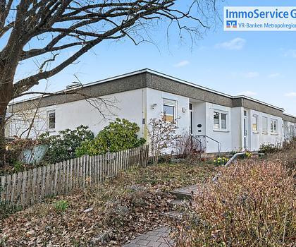 Renovierungsbedürftiger Bungalow mit Wintergarten in naturnaher Umgebung