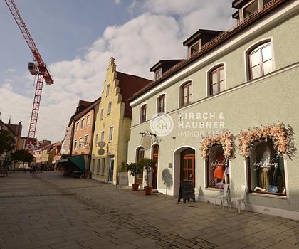 Zukunftschance JETZT nutzen!
Kompakter Laden zum fairen Preis,
 Neumarkt - in der Fußgängerzone