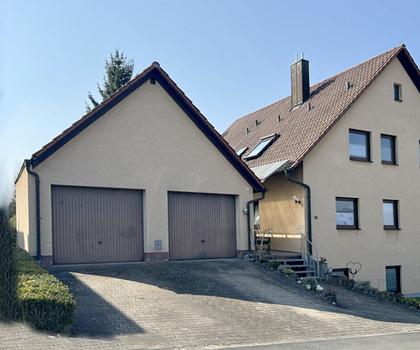 Komplett vermietetes 3-Familienwohnhaus in Pretzfeld/Altreuth