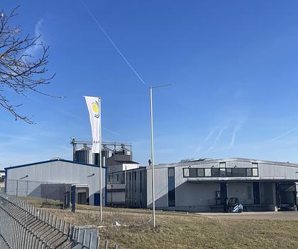 2 Hallen+Reserve-Grundstück für Produktion und Großhandel