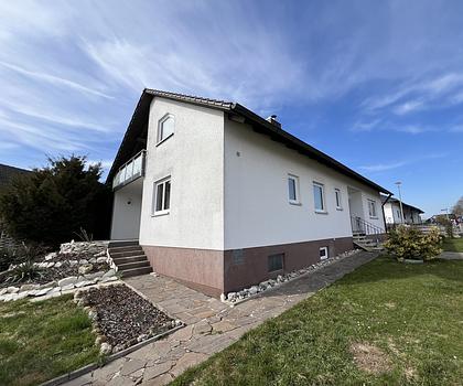 Optimale Anbindung zur BAB 3! Einfamilienhaus mit Garage bei Berg, zwischen Nürnberg und Regensburg