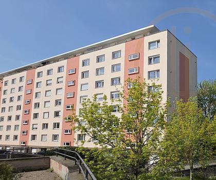 Anlage-Objekt mit 2 Zimmern, Garage, 7. Geschoss, Burgblick, Parkblick