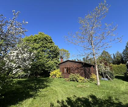 Dem Alltag entfliehen! Großes Freizeitgrundstück mit Wochenendhaus als Ruhedomizil bei Burgthann