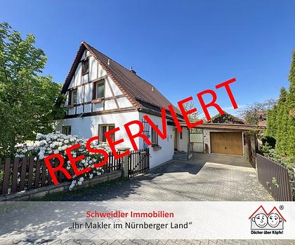 Modernes Landhaus mit Fachwerk, Ofen u.v.m. in Lauf-OT
