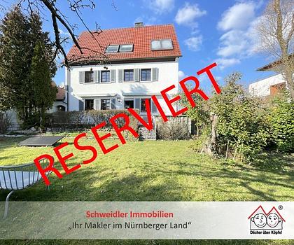 Juwel am Laufer Kunigundenberg: Modernes Liebhaber-Einfamilienhaus mit herrlichem Gartengrundstück