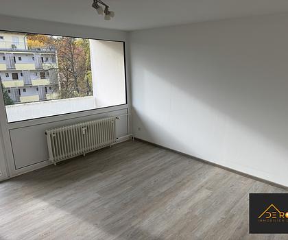 ERSTBEZUG NACH RENOVIERUNG - IN LANGWASSER - MIT BALKON